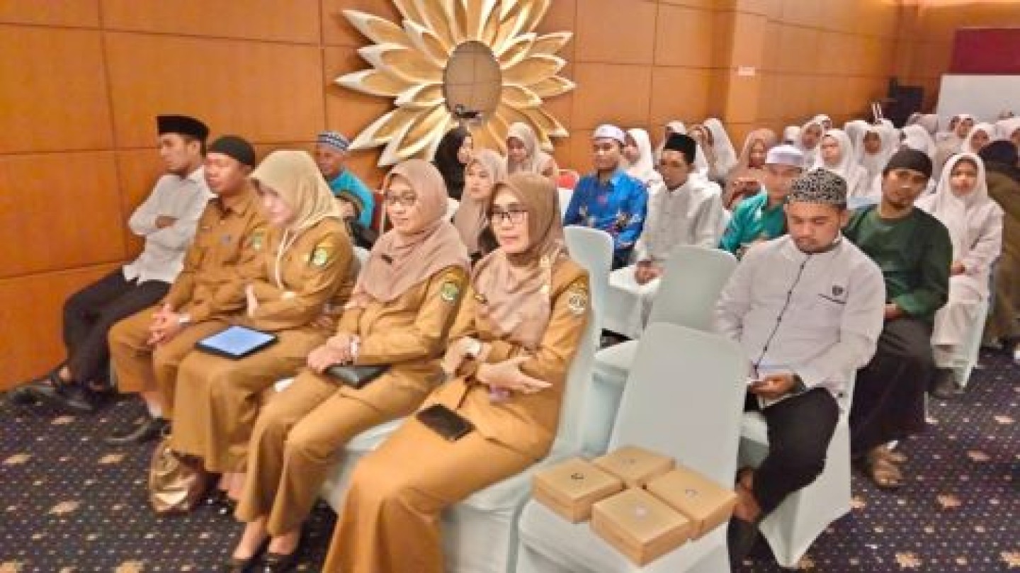 Sekprov Sri Wahyuni Beri Semangat Kafilah Kaltim